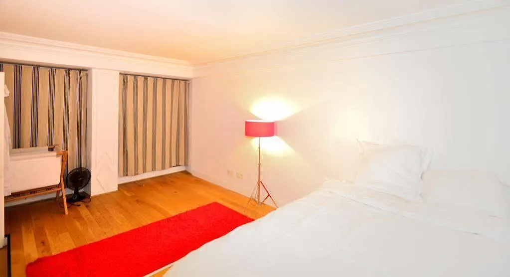 Appart Ambiance - Duplat Lyon 0*,  France